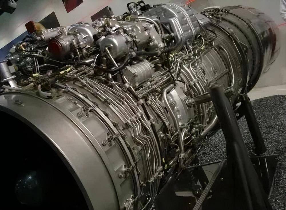 原创            终于来了！WS-15发动机官宣成功，它能给歼-20带来多少好处？