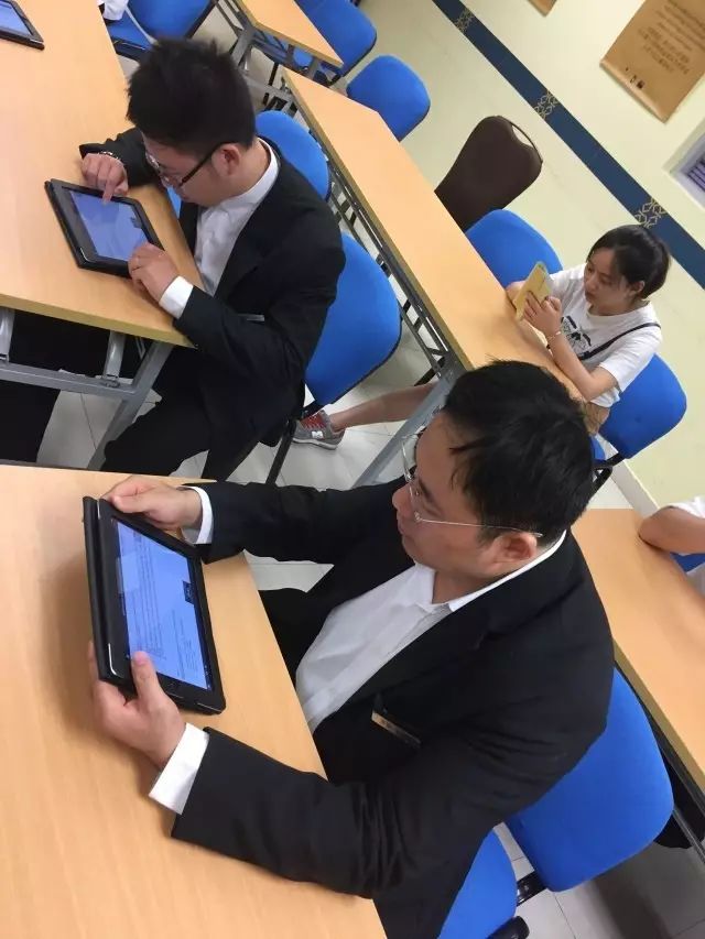 居然还有这种操作？