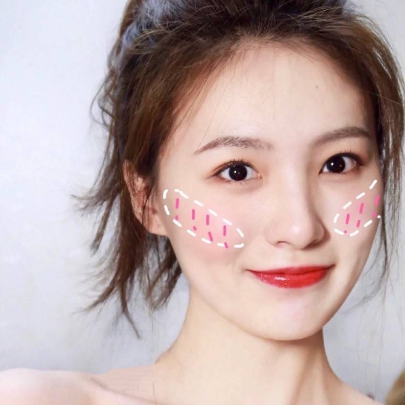 原创            分享2种好看又易学的“腮红”画法，学会了超级显脸小！