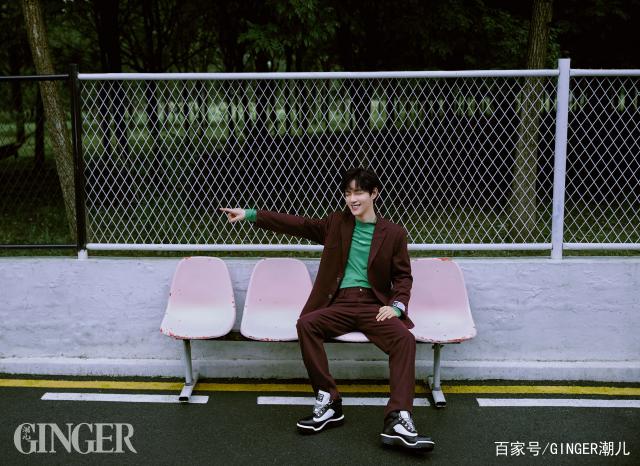 GINGER BOY｜王喆Ako 难得“喆”时 你的数学系男孩