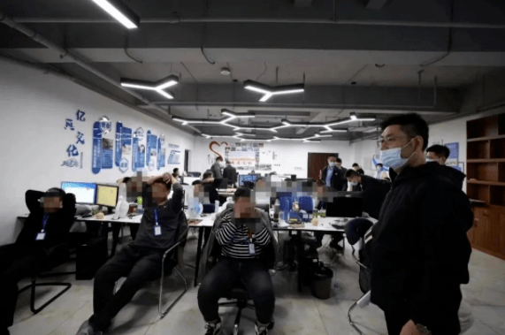 主播过万、注册百万、涉案千万……什么平台这么厉害？