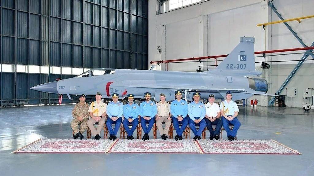 原创            煮熟的鸭子飞了！12架“枭龙”出口阿根廷失败，F-16也打低价牌？