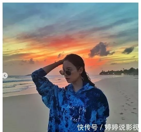 日本“九头身美女”菜菜绪，一双美腿刷爆ins，你能顶住一秒吗？