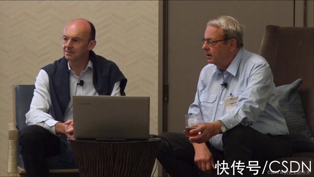 历史上的今天：世界上第一个互联网注册域名；Adobe 并购 Aldus；Skype 取代 MSN