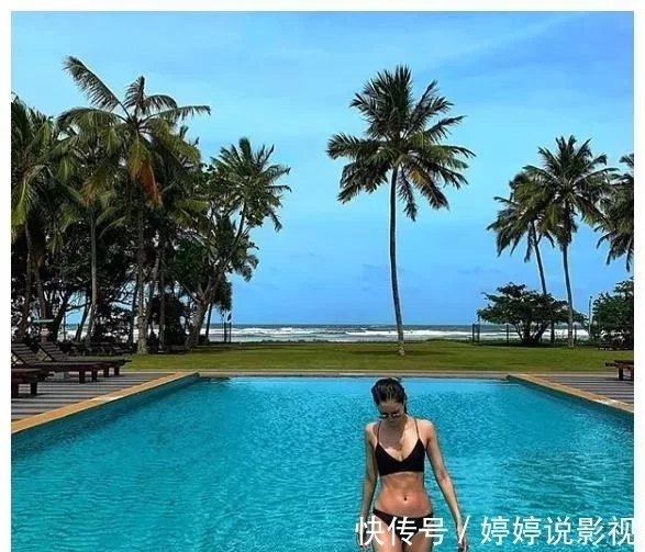日本“九头身美女”菜菜绪，一双美腿刷爆ins，你能顶住一秒吗？