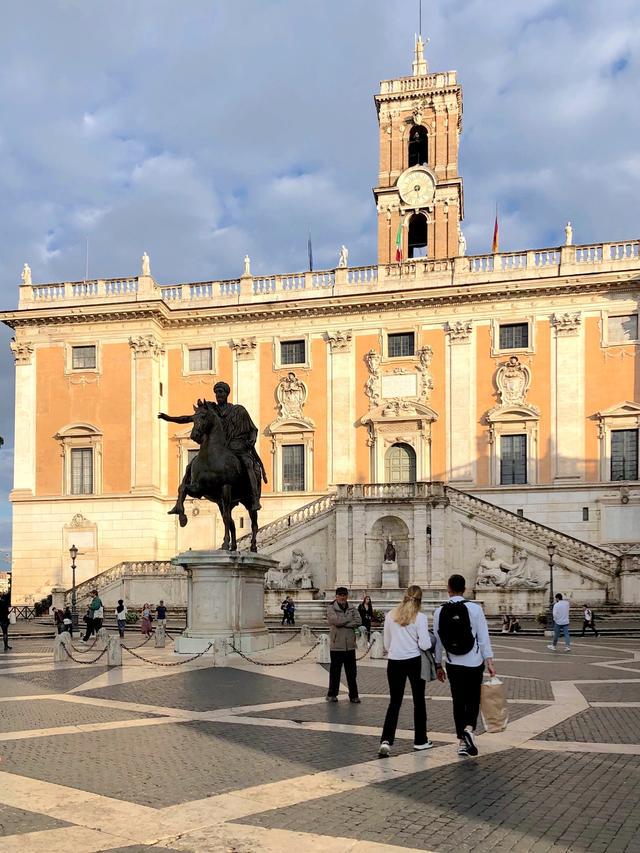 欧洲游记：罗马的卡比托利欧广场 Piazza del Campidoglio