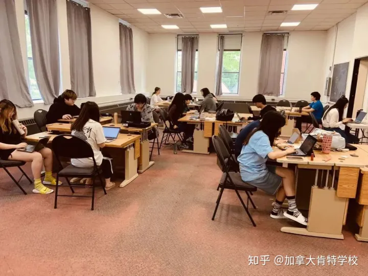 云游校园——加拿大肯特学校的吃、住、行、读