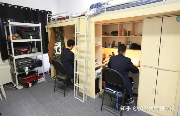 云游校园——加拿大肯特学校的吃、住、行、读