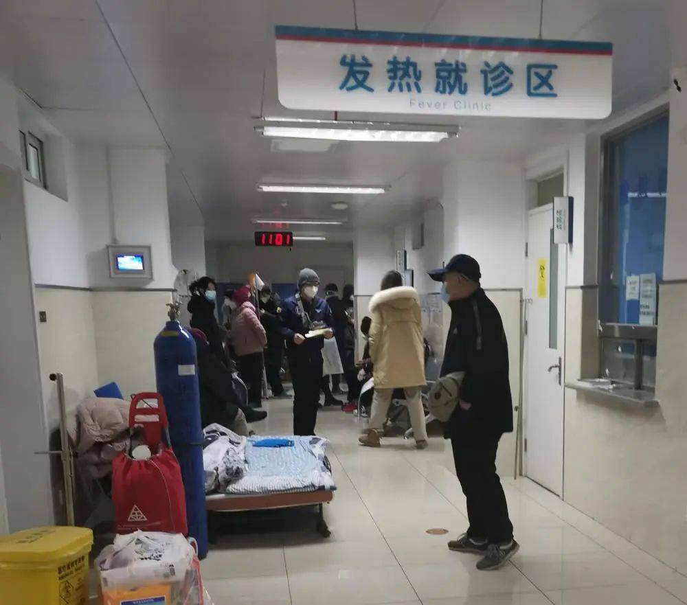 直击北京迎战重症高峰：“这是从医30年来最困难的时候”