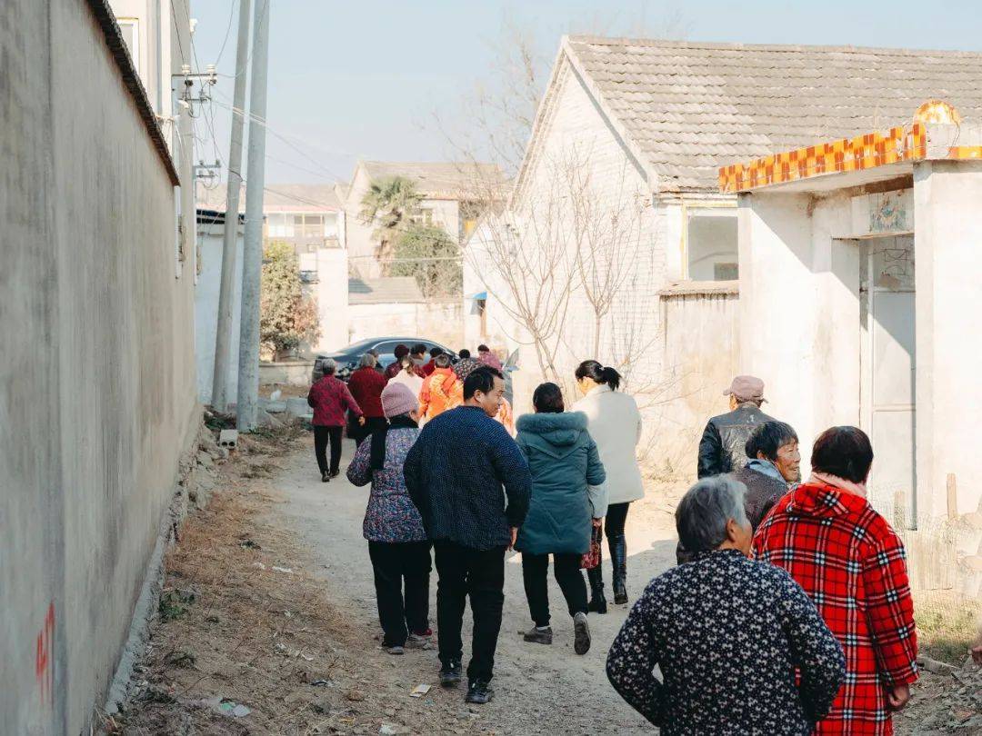 原创            老人感染新冠后：有患者多次提到“死” 此前3年封闭少有人探望