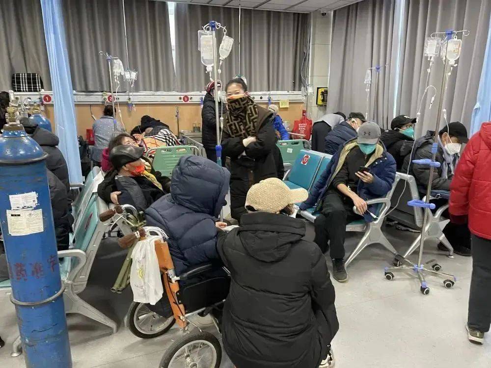直击北京迎战重症高峰：“这是从医30年来最困难的时候”