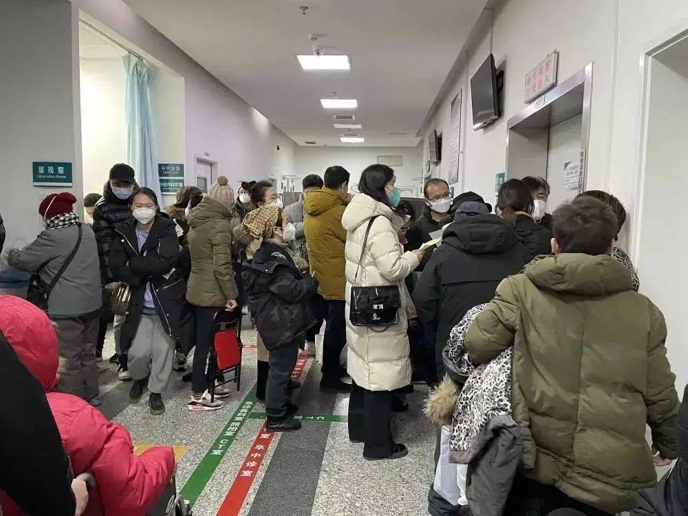 直击北京迎战重症高峰：“这是从医30年来最困难的时候”