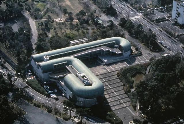 怀念矶崎新，一位最不“日本”的日本建筑师