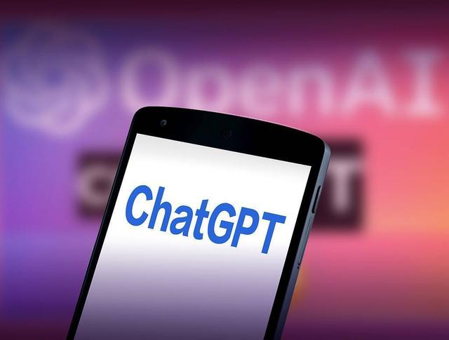 被玩坏的ChatGPT，商业巨幕拉开仍有隐忧